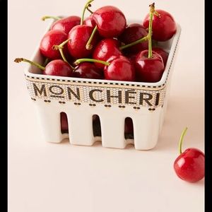 ANTHROPOLOGIE MON CHERI FRUIT BERRY HOLDER